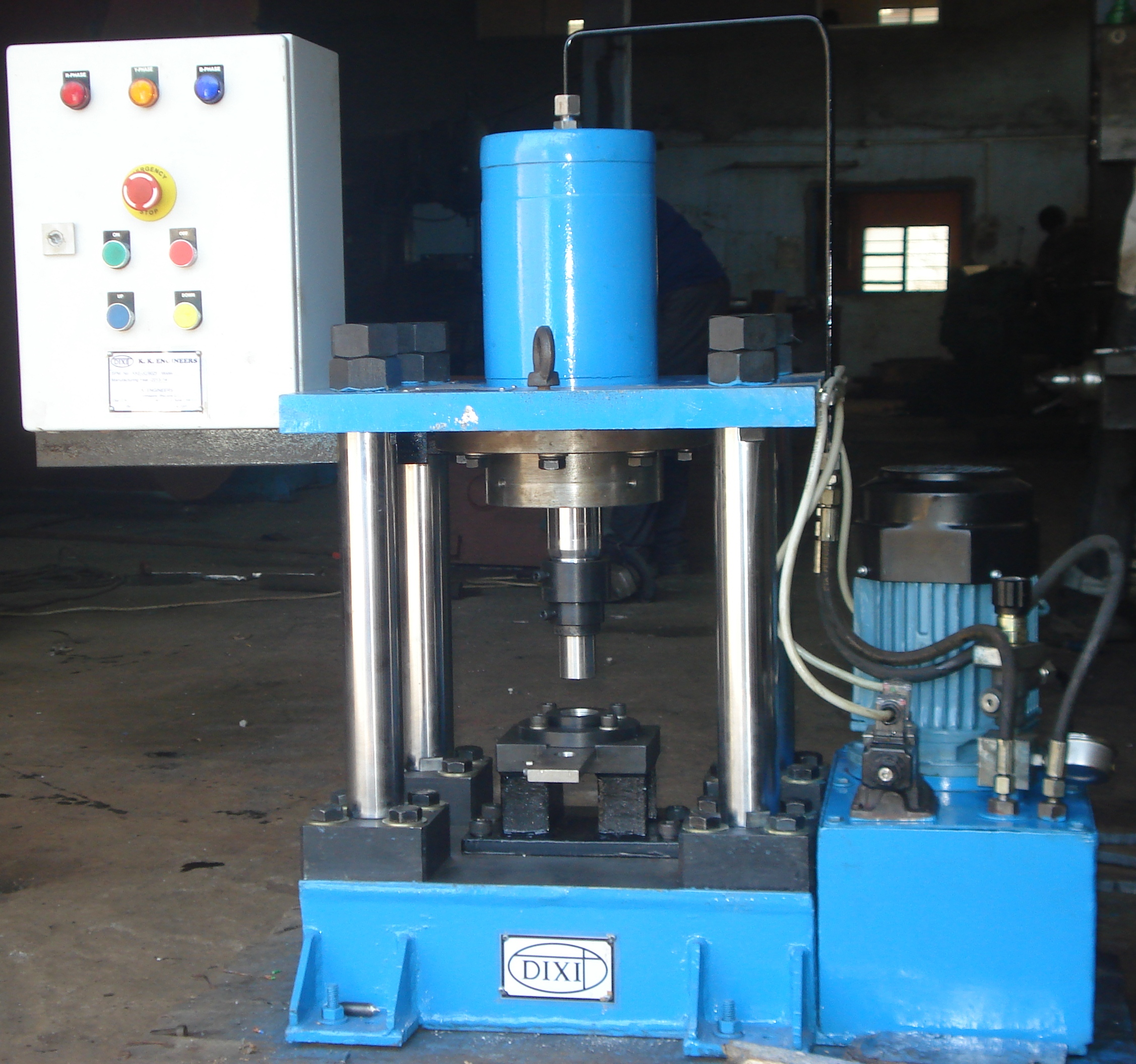 Four Pillar Hydraulic Press